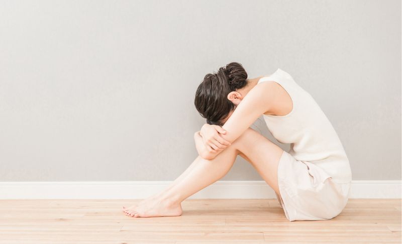ストレスを抱える女性